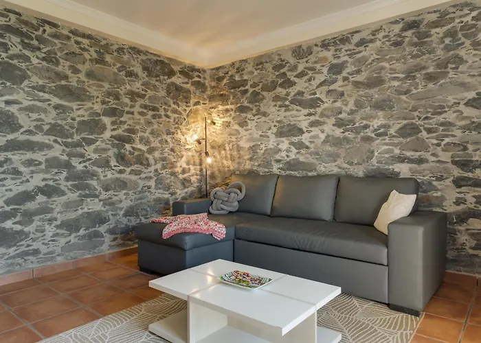 Casa Da Laranja By Madeira Tabua (Madeira)